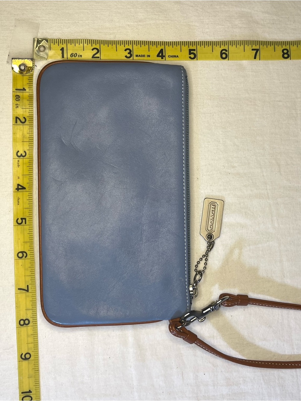Vintage Coach Hamptons / Soho series buckled leather wristlets - Picture 3 of 13